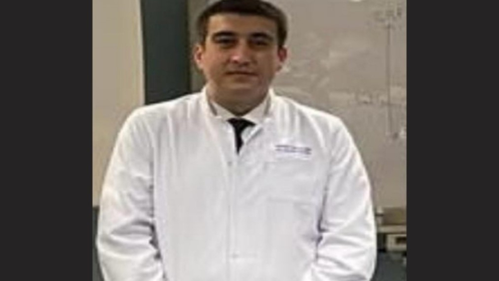 Gaziemir’de Doktor Evinde Ölü Bulundu