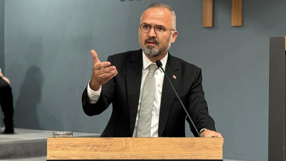 AK Parti Grup Başkanvekili Yıldız'dan Çeşme çıkışı! "Çeşme’nin suyu hazırdır, tesis hazırdır, kaynak hazırdır"