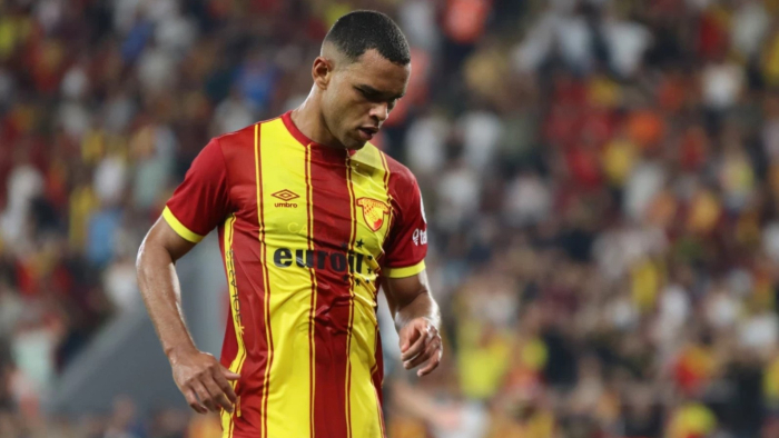 Göz-Göz evinde kazanamıyor!