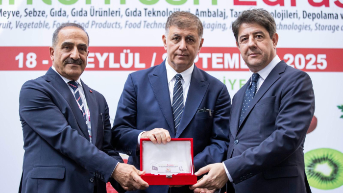 Tugay: Fuarın gelişmesi için gereken katkıyı vermeye hazırız