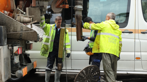 İzmir'de yağış seferberliği: 750 personel, 210 araç ve 24 saat nöbet sistemi