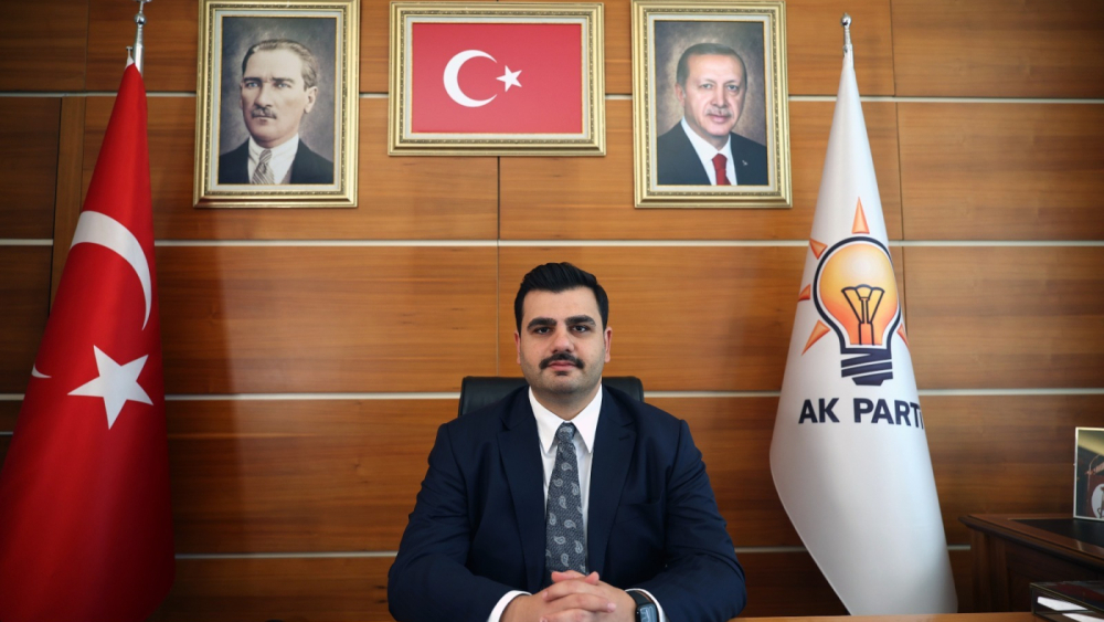 AK PARTİ GENEL SEKRETERİ VE İZMİR MİLLETVEKİLİ EYYÜP KADİR İNAN: HİZMETE ENGEL OLAN ZİHNİYET;İZMİR’İN SUSUZLUĞUNUN ASIL SEBEBİDİR!