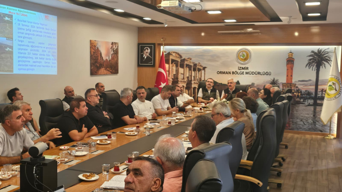 AK Parti'nin davetiyle CHP ve AK Partili Meclis Üyeleri yangın sunumunda buluştu