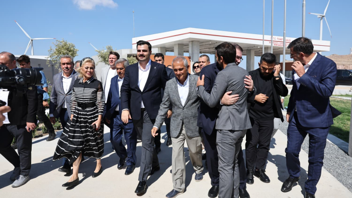 AK Parti Genel Başkan Yardımcısı İnan, Batı Anadolu Serbest Bölgesi ve Bergama OSB’de İncelemelerde Bulundu
