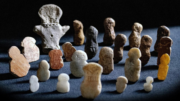 Tunç Çağı’na ışık tutan keşif: 7 insan biçimli idol gün yüzüne çıktı